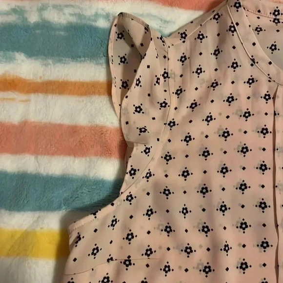 Elle Blouse - Picture 3 of 6